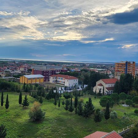 Green Trails City Center Divjake Exterior foto